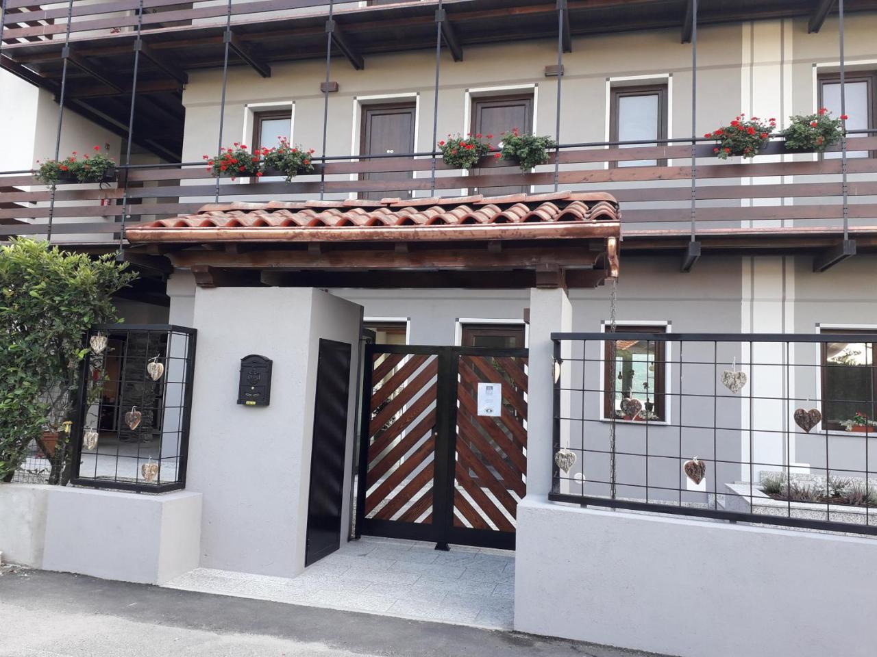 Cascina Tumas Orta Apartment